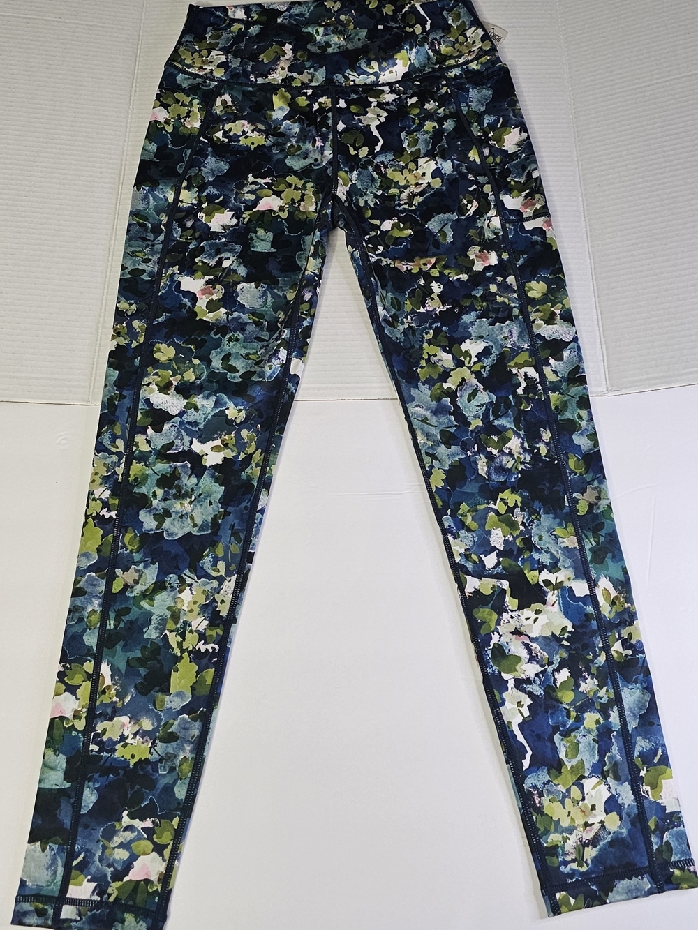 Sweaty Betty Super Sculpt Yoga Leggings Size Large Green Sprint Floral Print NWT